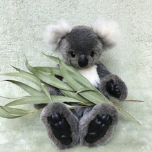 Load image into Gallery viewer, Eucy / Kobe - koala making pattern

